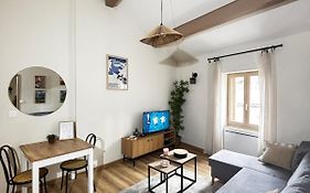 Charmant appartement mansardé en centre ville de Foix